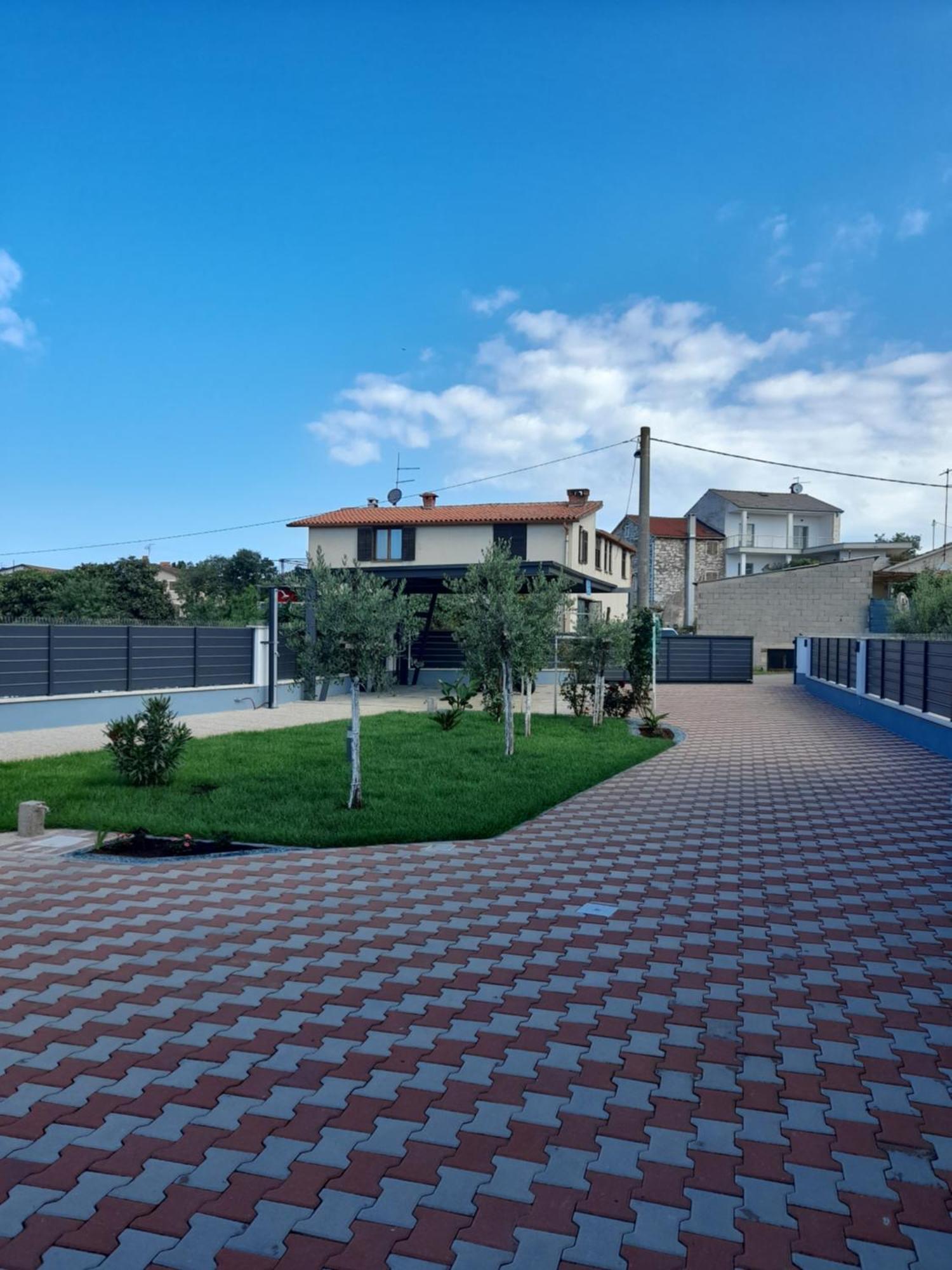Apartments Donella Умаг Екстер'єр фото